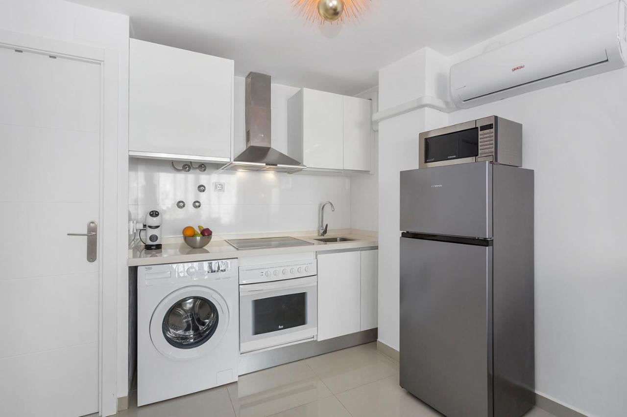 Reel Apartments- Walk To The Beach And Centre Torrevieja Exteriör bild