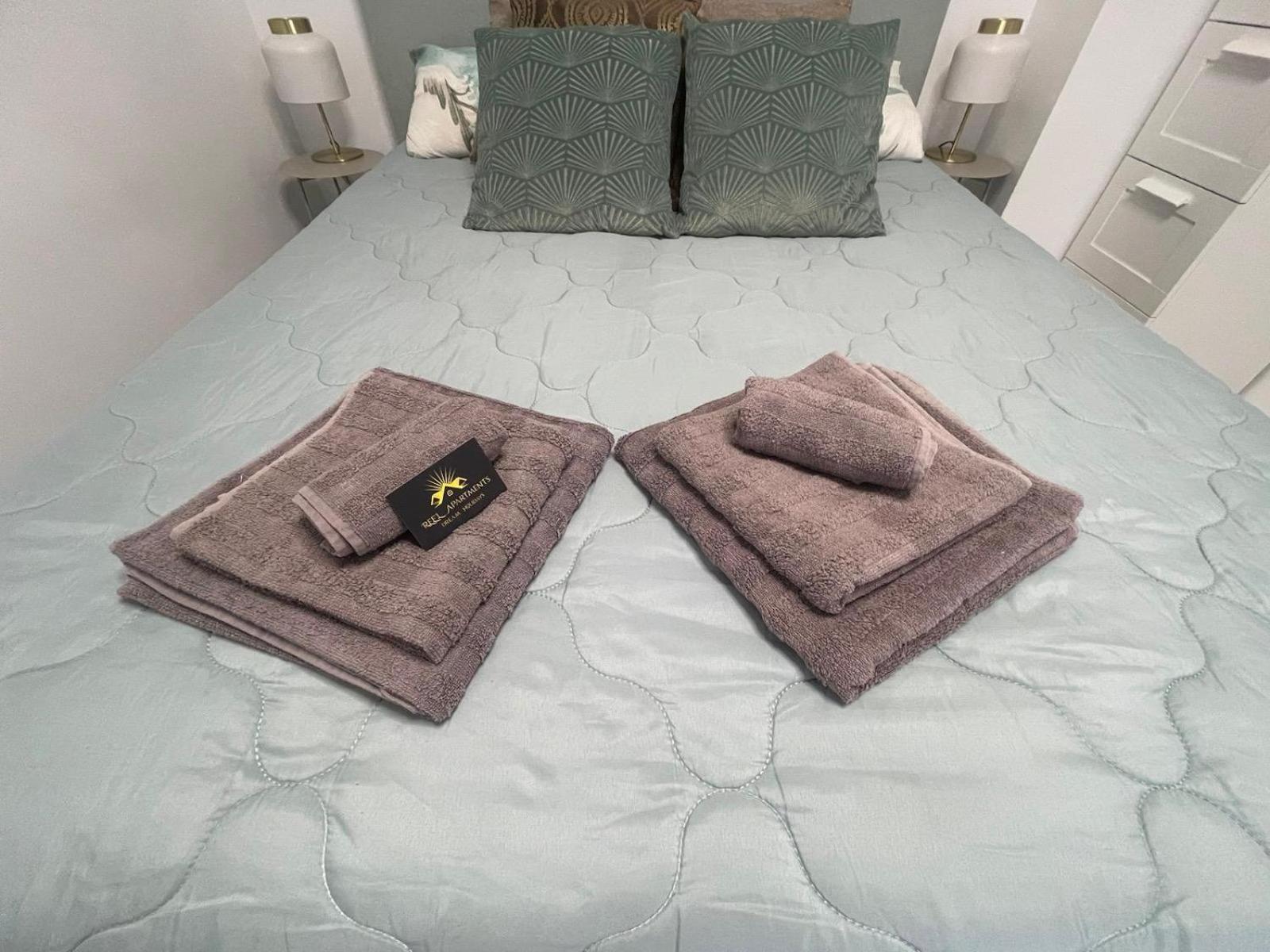 Reel Apartments- Walk To The Beach And Centre Torrevieja Exteriör bild